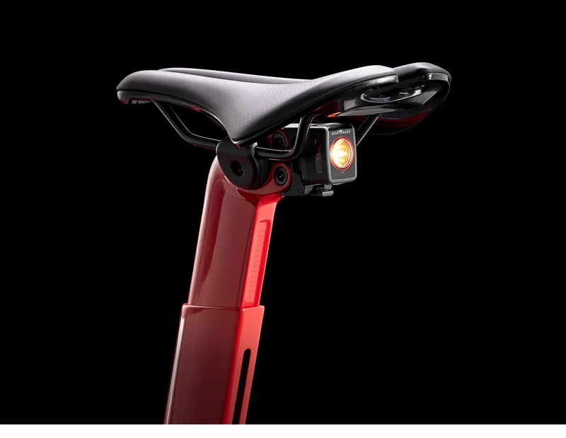 Trek Madone SL 6 Road Bike in Red-2